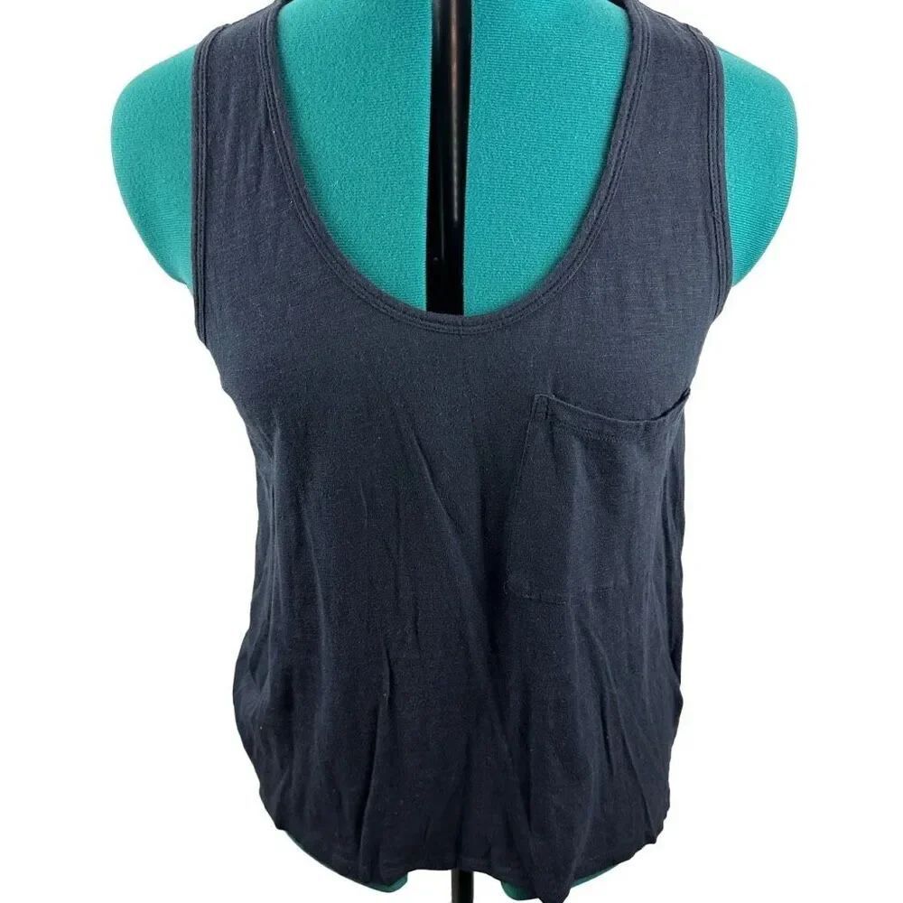 Banana Republic navy tank - size M